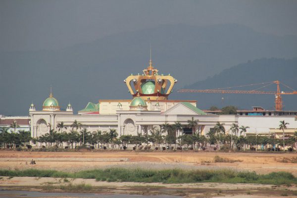 ความเป็นมาคิงโรมัน