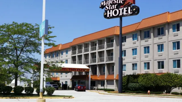 โรงแรมคาสิโน Majestic Star